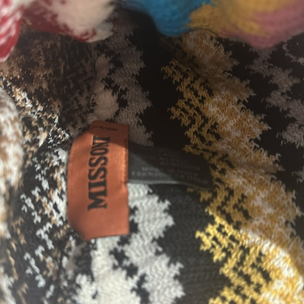 NWT Iconic Missoni SUPER SOFT Wool Beanie Hat Unisex (Size OS Blue Pink Multi) - Picture 3 of 8